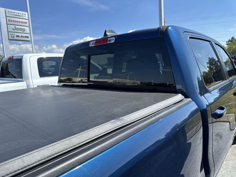 2022 Ram 1500 Laramie photo 7