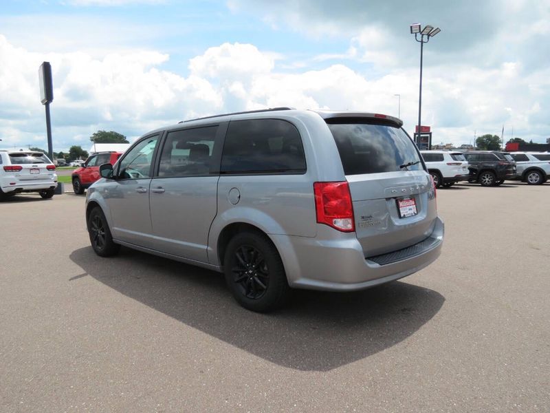 Used 2019 Dodge Grand Caravan SXT 35th Anniversary Edition 4dr Mini VanImage 4