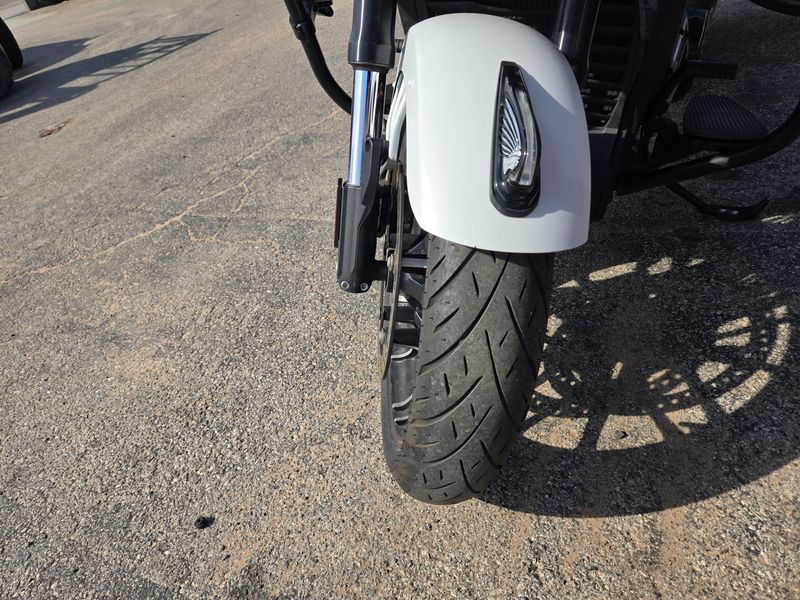USED 2021 INDIAN MOTORCYCLE CHALLENGER DARK HORSE WHITE SMK 49ST Image 20