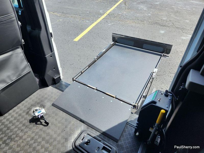 2024 RAM Promaster 2500 Slt+ Window Van High Roof 159