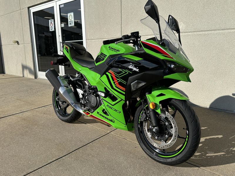 2024 Kawasaki Ninja 500 KRT Edition ABSImage 1