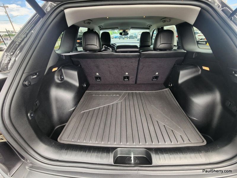 Used 2022 Jeep Cherokee Latitude Lux