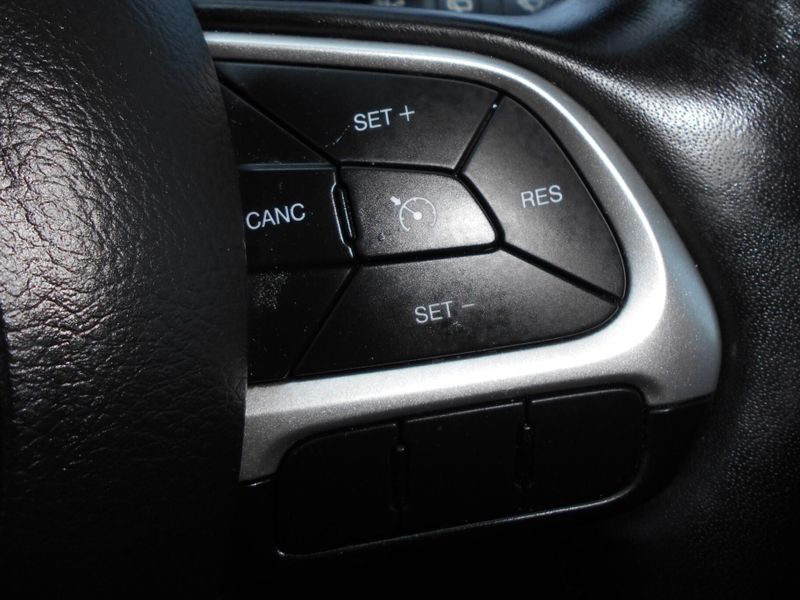 2020 Jeep Compass LatitudeImage 17