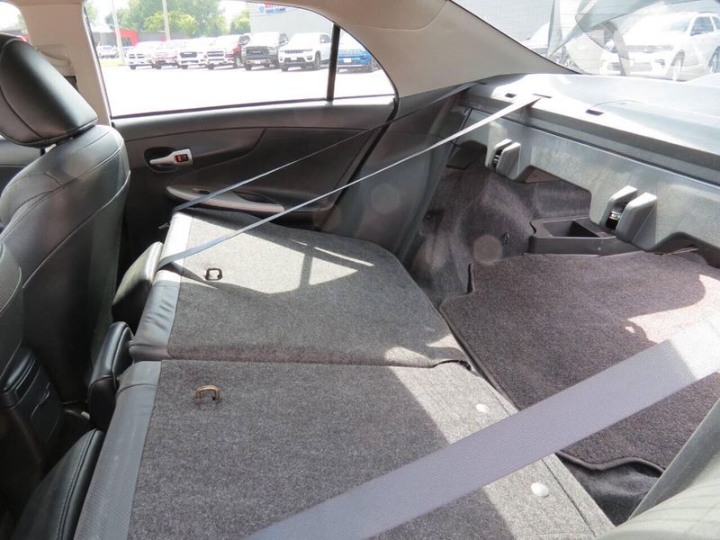 Used 2010 Toyota Corolla S 4dr Sedan 4AImage 16