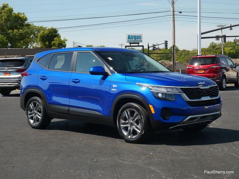 Used 2023 Kia Seltos LX