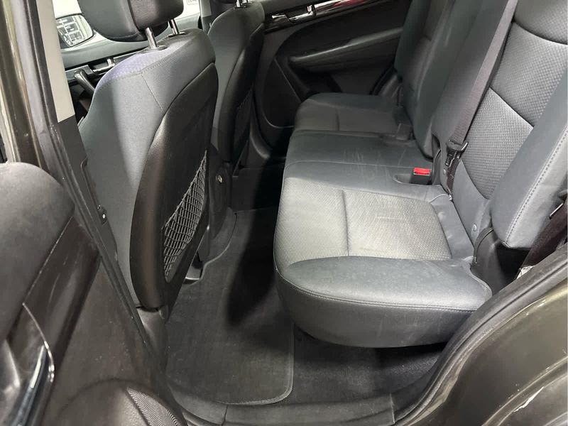 2012 Kia Sorento LX photo 34