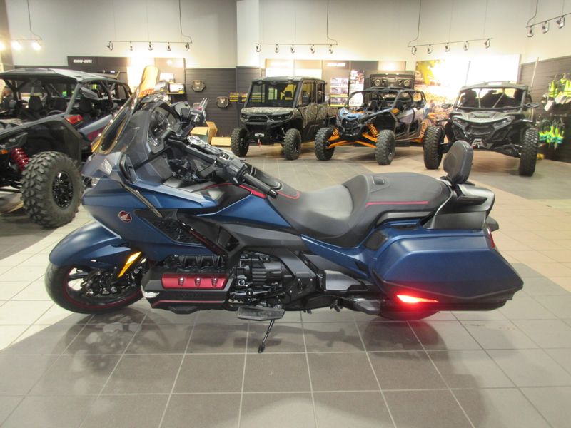 USED 2022 HONDA GOLDWING DCT Image 4