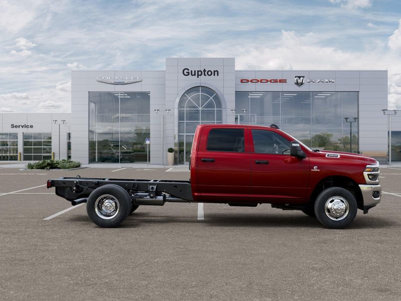 New 2026 RAM 3500 Tradesman Crew Cab Chassis 4x4 60