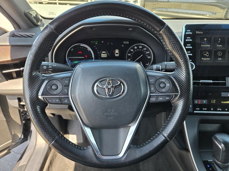 Used 2021 Toyota Avalon Hybrid Limited FWD (Natl)