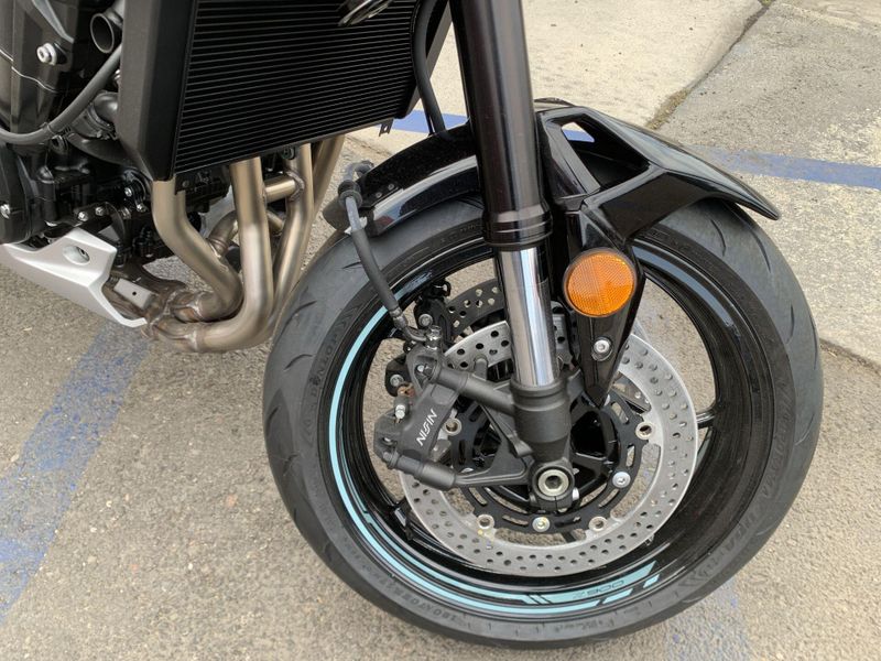 New 2025 Kawasaki Z900 ABS Image 14