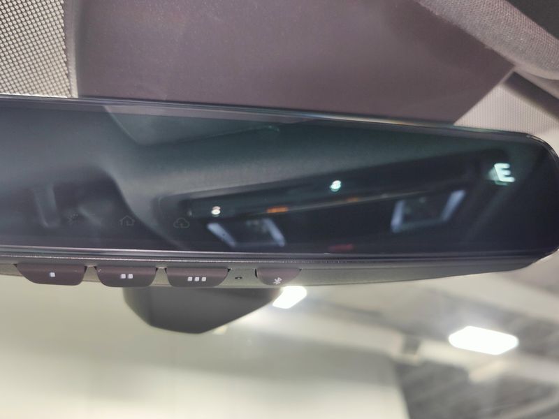 Used 2023 Volkswagen ID.4 Pro Long Range 82kWImage 22