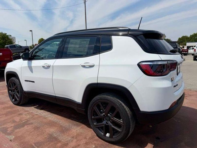 New 2026 Jeep Compass Limited Altitude 4x4Image 8