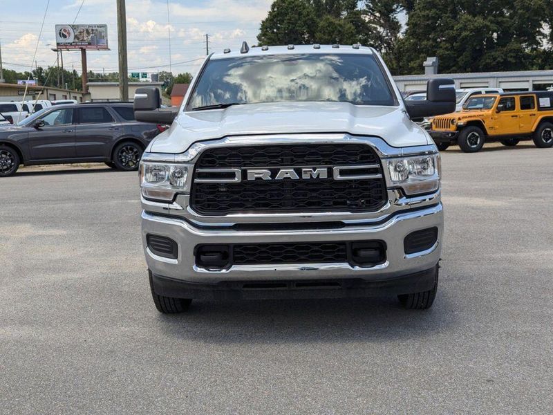 2024 RAM 3500 Tradesman Crew Cab Chassis 4x2 60