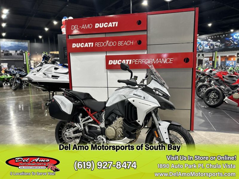 2024 Ducati MULTISTRADA V4 S TRAVEL & RADAR SPOKED WHEELS Image 1