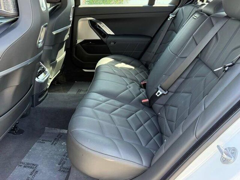 Used 2026 BMW 7 Series 750e xDriveImage 65