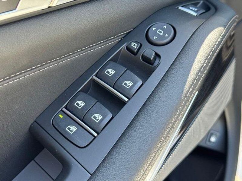 New 2026 BMW X5 xDrive50eImage 16