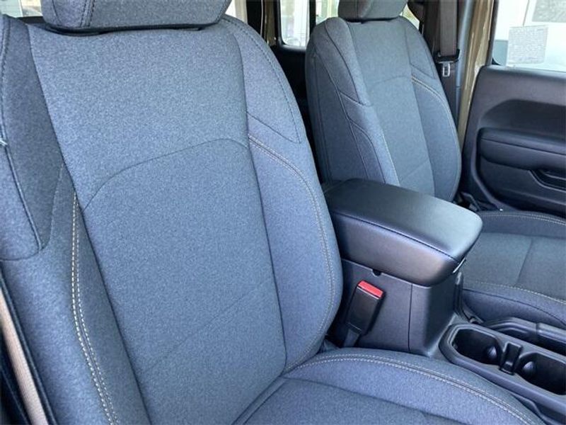 2025 Jeep Wrangler 4-door WillysImage 11