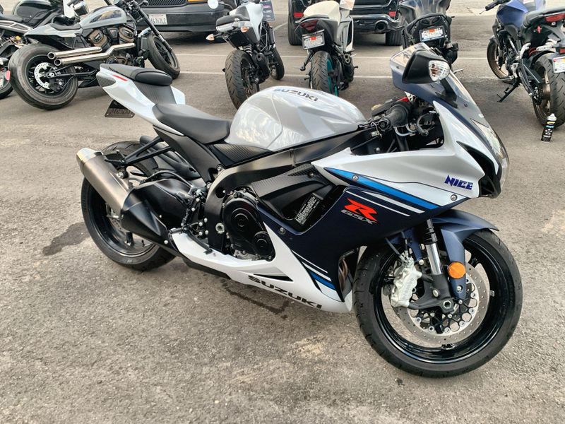 Used 2023 Suzuki GSX-R600 CA Image 16