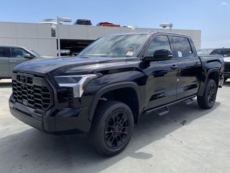 2025 Toyota Tundra LimitedImage 6
