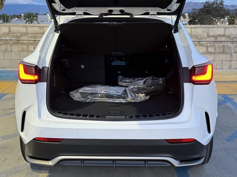 New 2026 Lexus NX 350h F SPORT HandlingImage 13