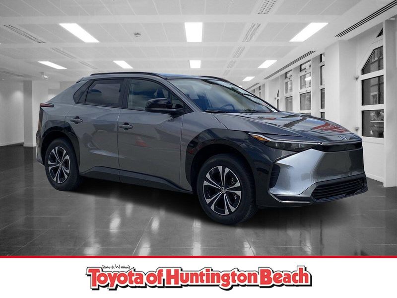 2025 Toyota bZ4X XLEImage 1