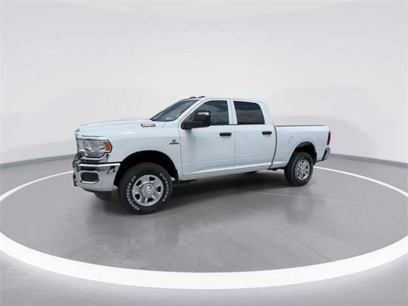 2023 RAM 3500 Tradesman Crew Cab 4x4 6