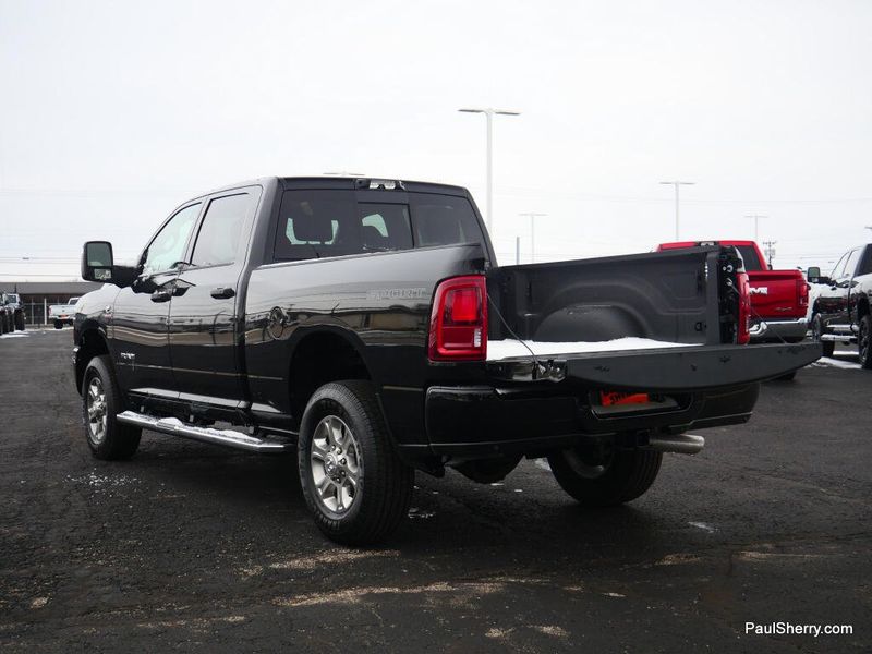New 2026 RAM 3500 Big Horn Crew Cab 4x4 6'4' Box