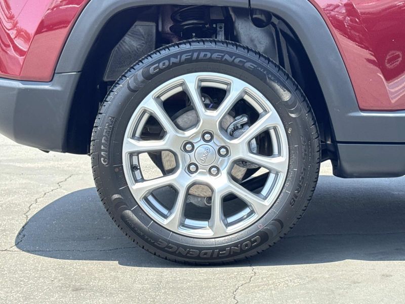 Used 2022 Jeep Compass Latitude Lux