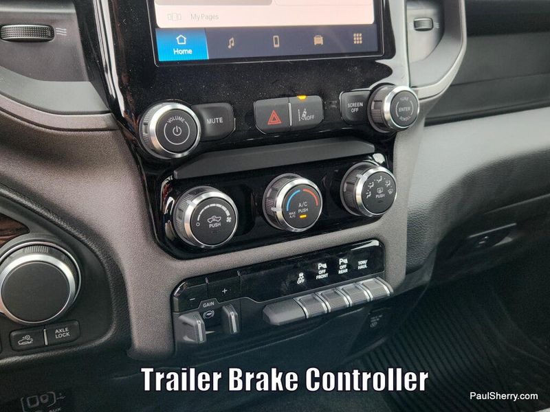 New 2026 RAM 1500 Warlock Crew Cab 4x4 5'7' Box