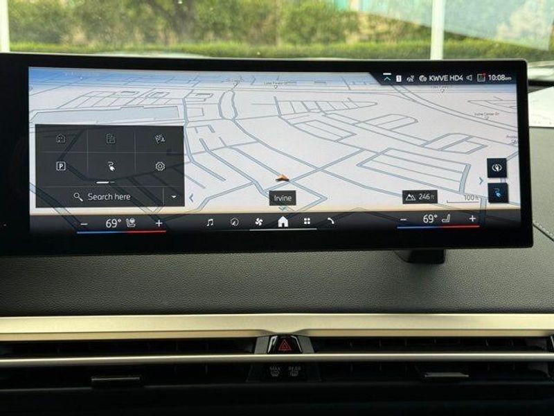 Used 2026 BMW iX xDrive45Image 28