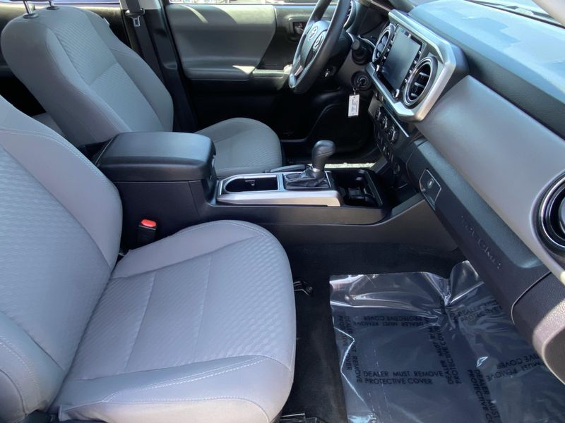 Used 2021 Toyota Tacoma SR5Image 10