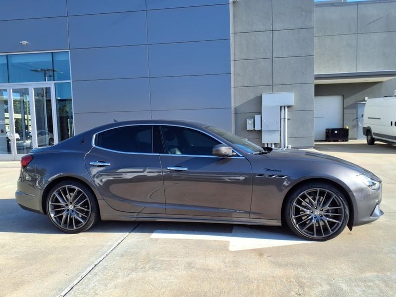 Used 2022 Maserati Ghibli Modena Q4Image 12