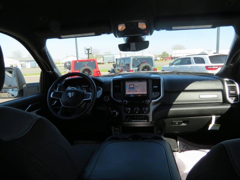 Used 2024 RAM 2500 Big Horn 4x4 4dr Crew Cab 6.3 ft. SB PickupImage 13