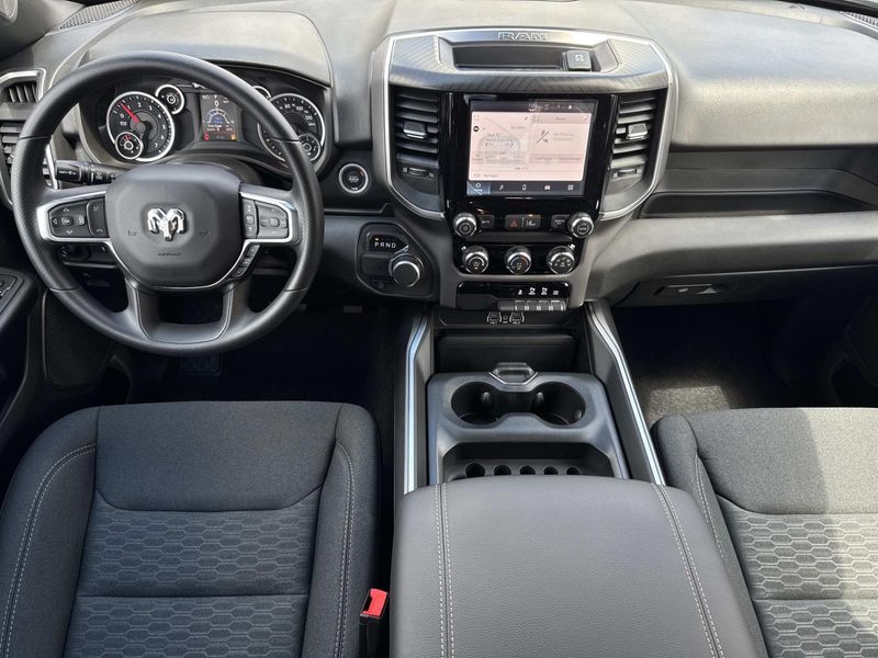 New 2026 RAM 1500 Big Horn Crew Cab 4x2 6'4' Box