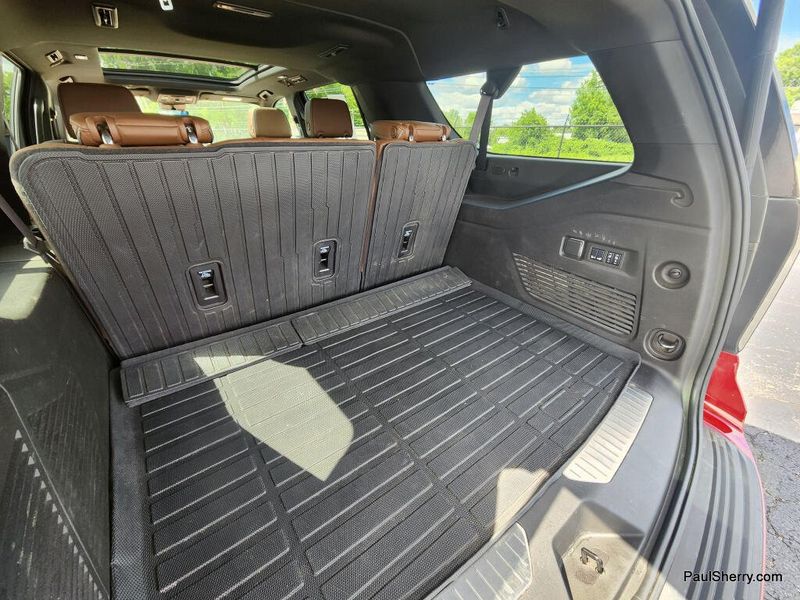 Used 2024 Chevrolet Suburban High Country