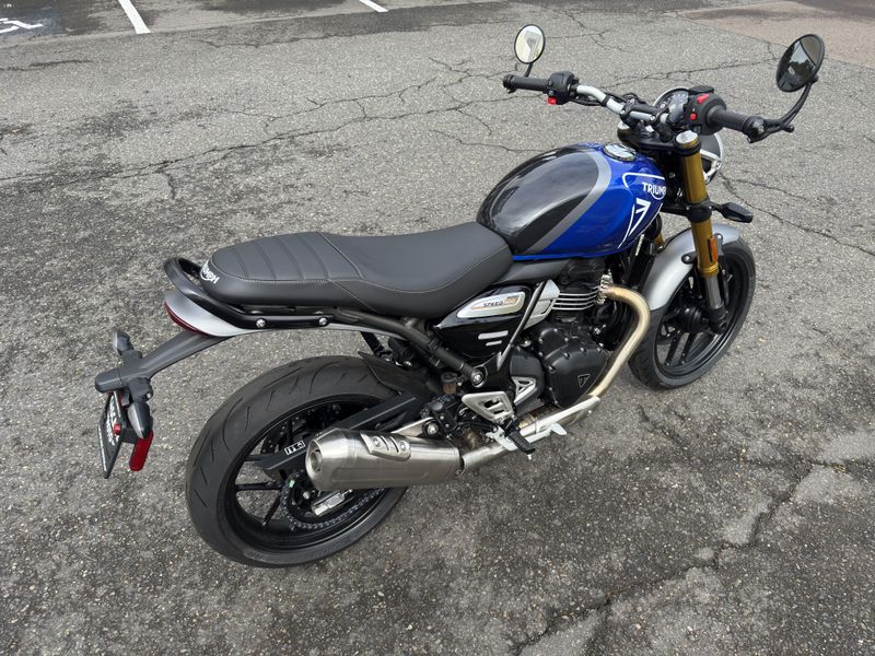 2024 Triumph Speed 400 - CASPIAN BLUE - STORM GREY 