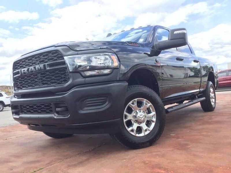 2023 RAM 2500 TradesmanImage 9