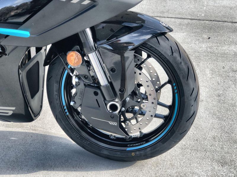 New 2026 CFMOTO 675SS Image 19