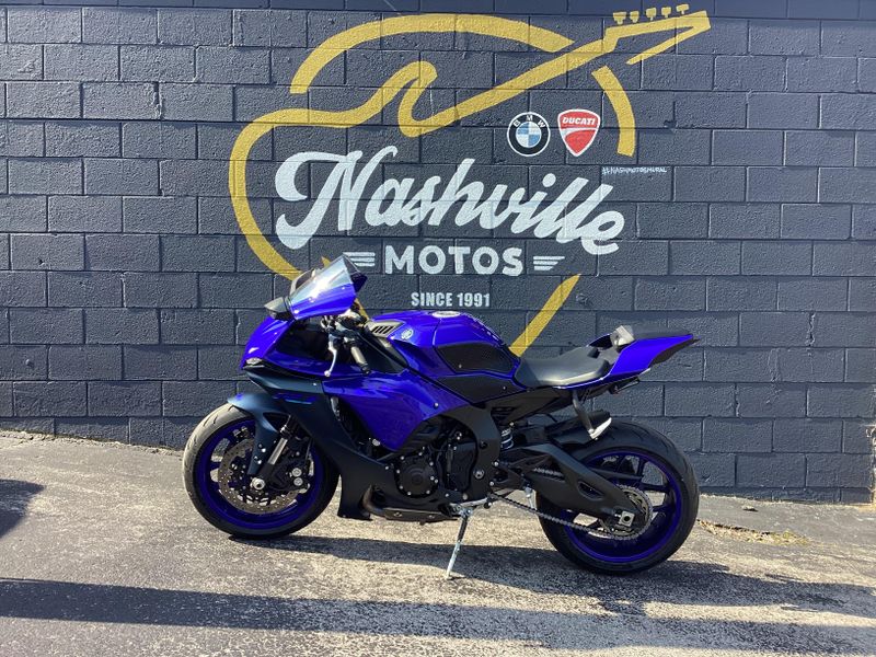 Used 2023 Yamaha YZF R1 
