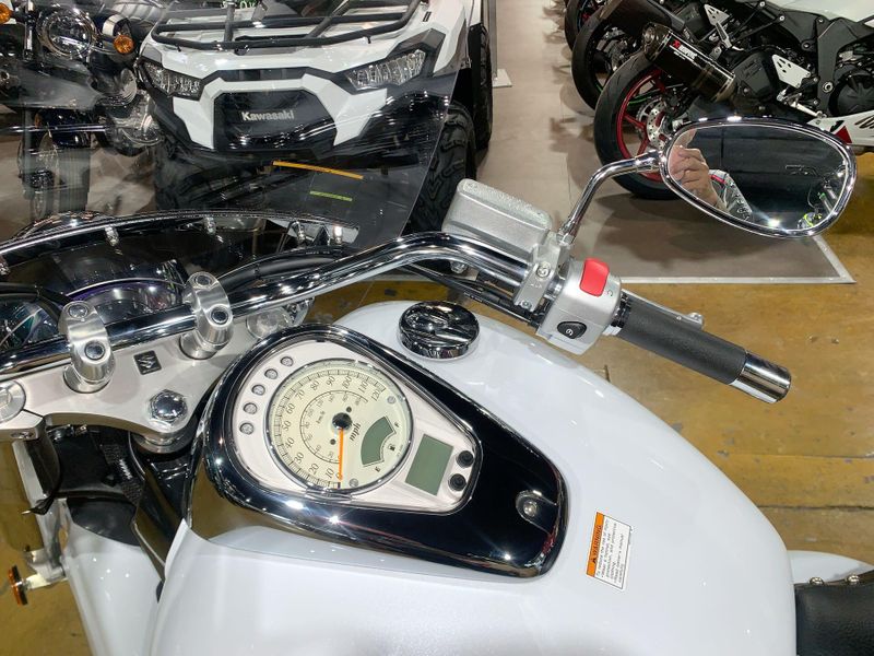 New 2025 Suzuki BOULEVARD C50T SPECIAL Image 23