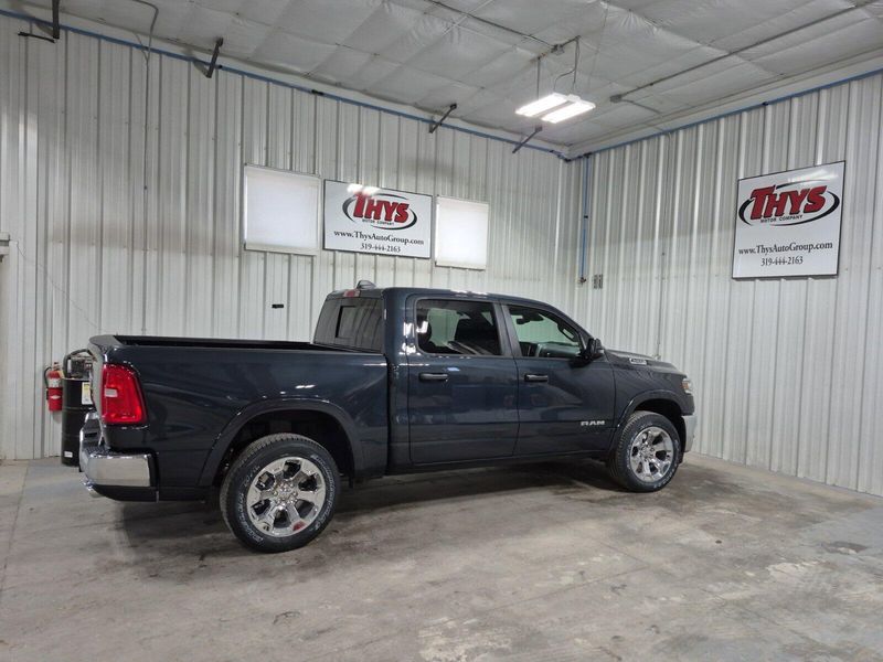 2025 RAM 1500 Big Horn Crew Cab 4x4 5