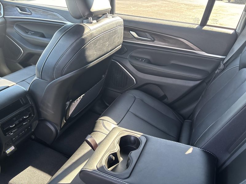 New 2026 Jeep Grand Cherokee Limited Reserve 4x4Image 20