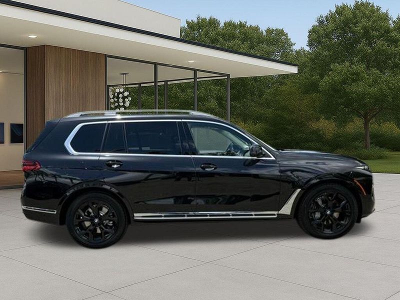 New 2027 BMW X7 xDrive40iImage 7