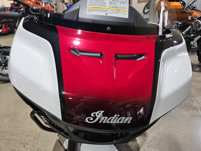 2025 Indian Motorcycle CHALLENGER ELITE 49ST Image 22