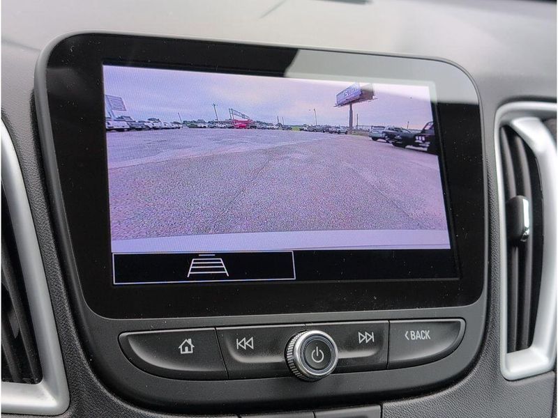 Used 2023 Chevrolet Malibu LTImage 15