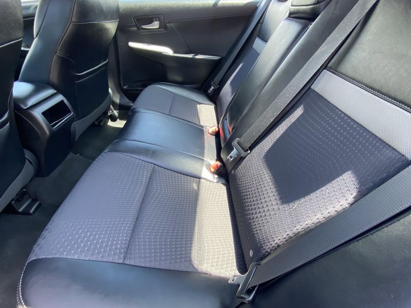 2012 Toyota Camry SEImage 14