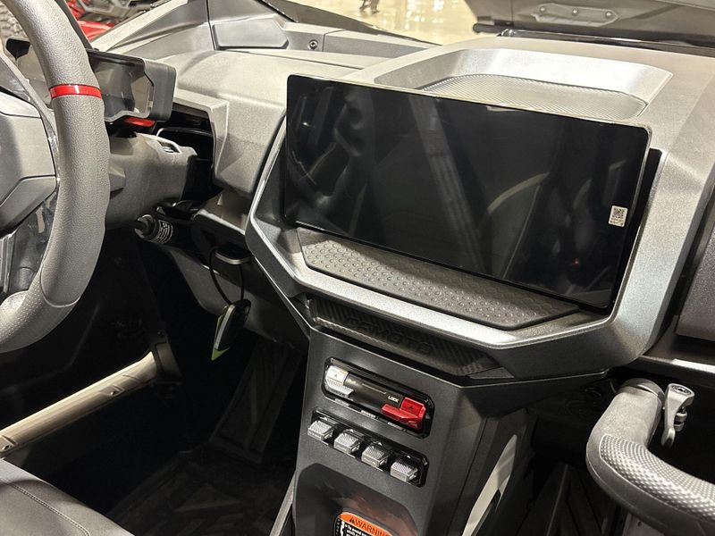 New 2027 CFMOTO ZFORCE Z10-4 Image 21