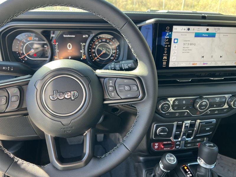 New 2026 Jeep Wrangler 4-door Rubicon XImage 20