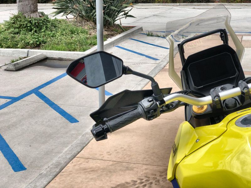 Used 2024 Suzuki V-STROM 800DE CA Image 22