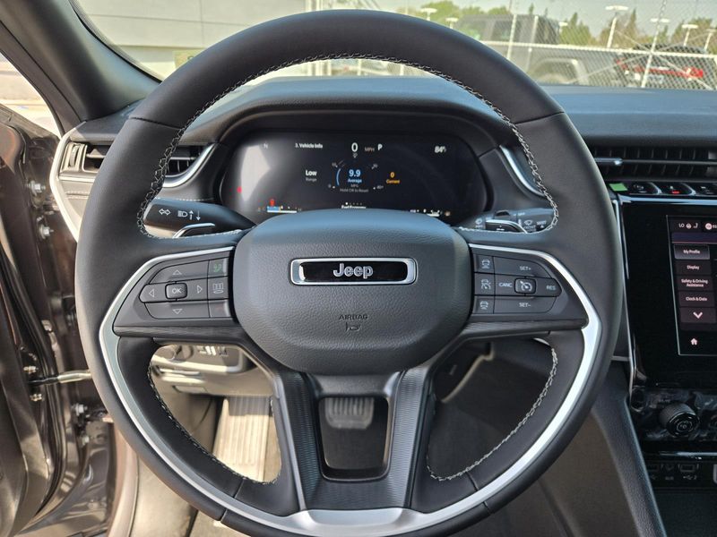 New 2026 Jeep Grand Cherokee L Laredo X 4x2